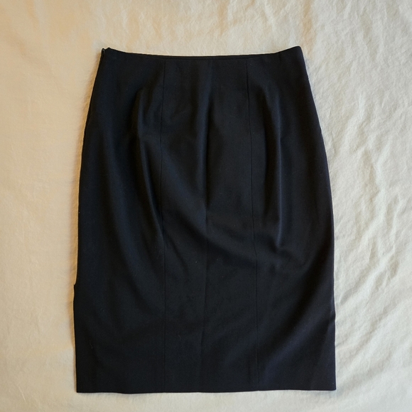 Ann Taylor 2P Sleek Navy Pencil Skirt with Side Slit & Zipper - Picture 7 of 8